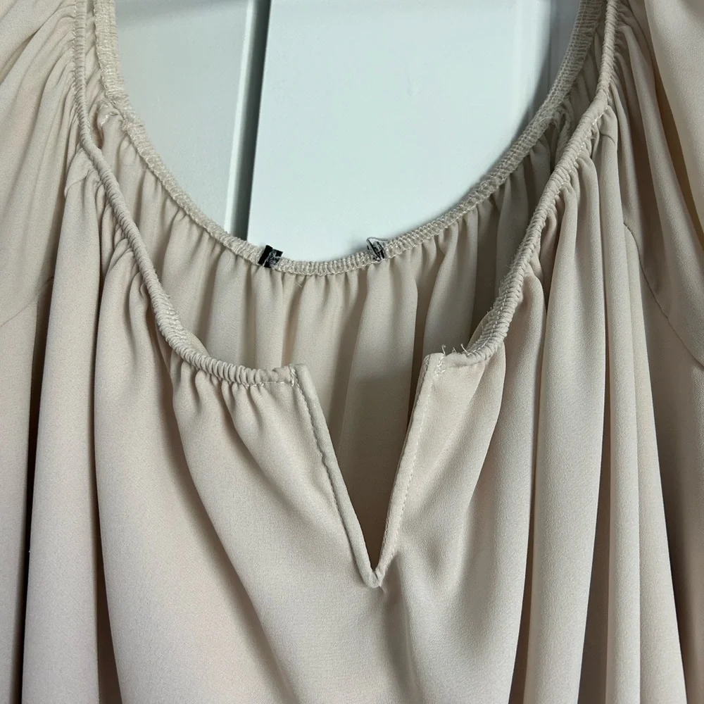 Cream blouse - Picture 2 of 3